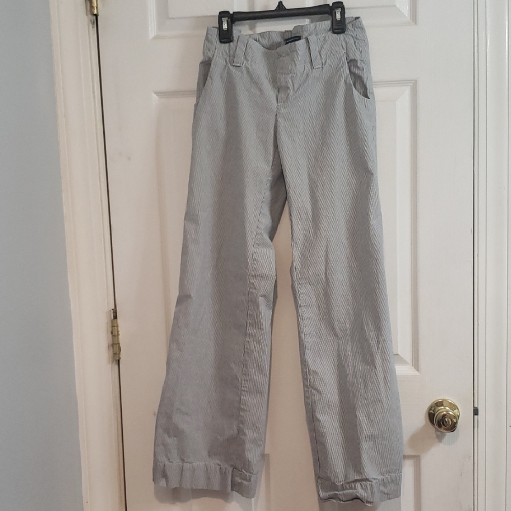 GAP wide leg blue and white striped pants